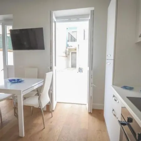 Σπίτι διακοπών Antonella Luxury Indipendent House Βιαρέτζιο